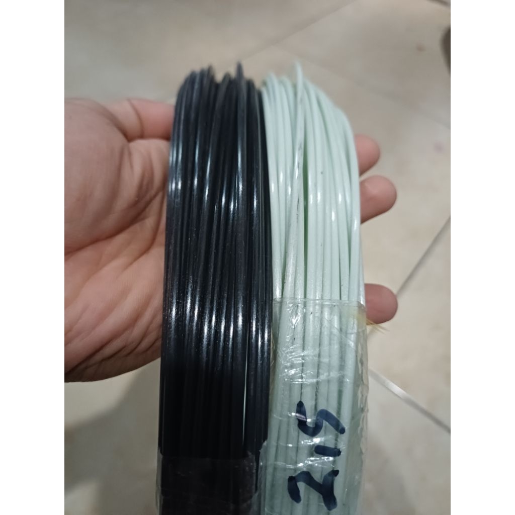 RUJI FIBER UKURAN 2.5MM ECER RUJI FIBER LAYANGAN RUJI FIBER SANGKAR BURUNG RUJI FIBER HITAM DAN PUTI