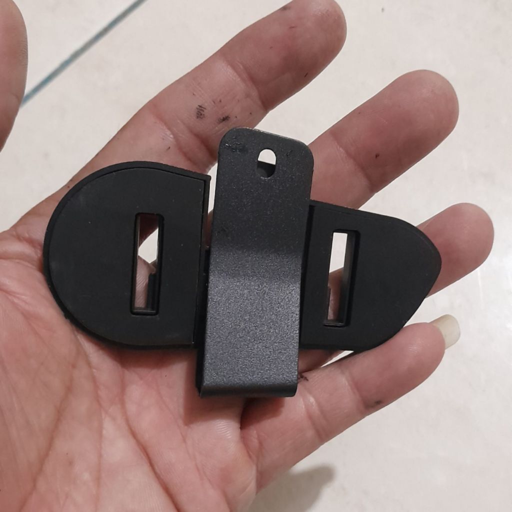 BRACKET BREKET INTERCOM BLUETOOTH IT R8 ORIGINAL. SECOND LIKE NEW