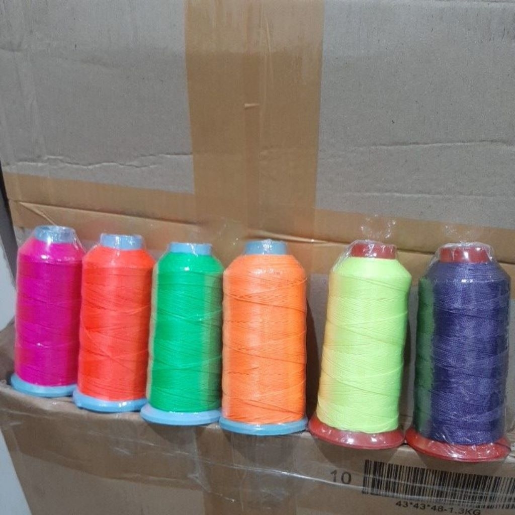 benang layangan besar