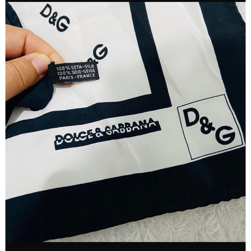 Dolce gabanna scarf