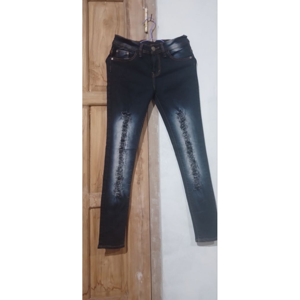 celana jeans hitam pl