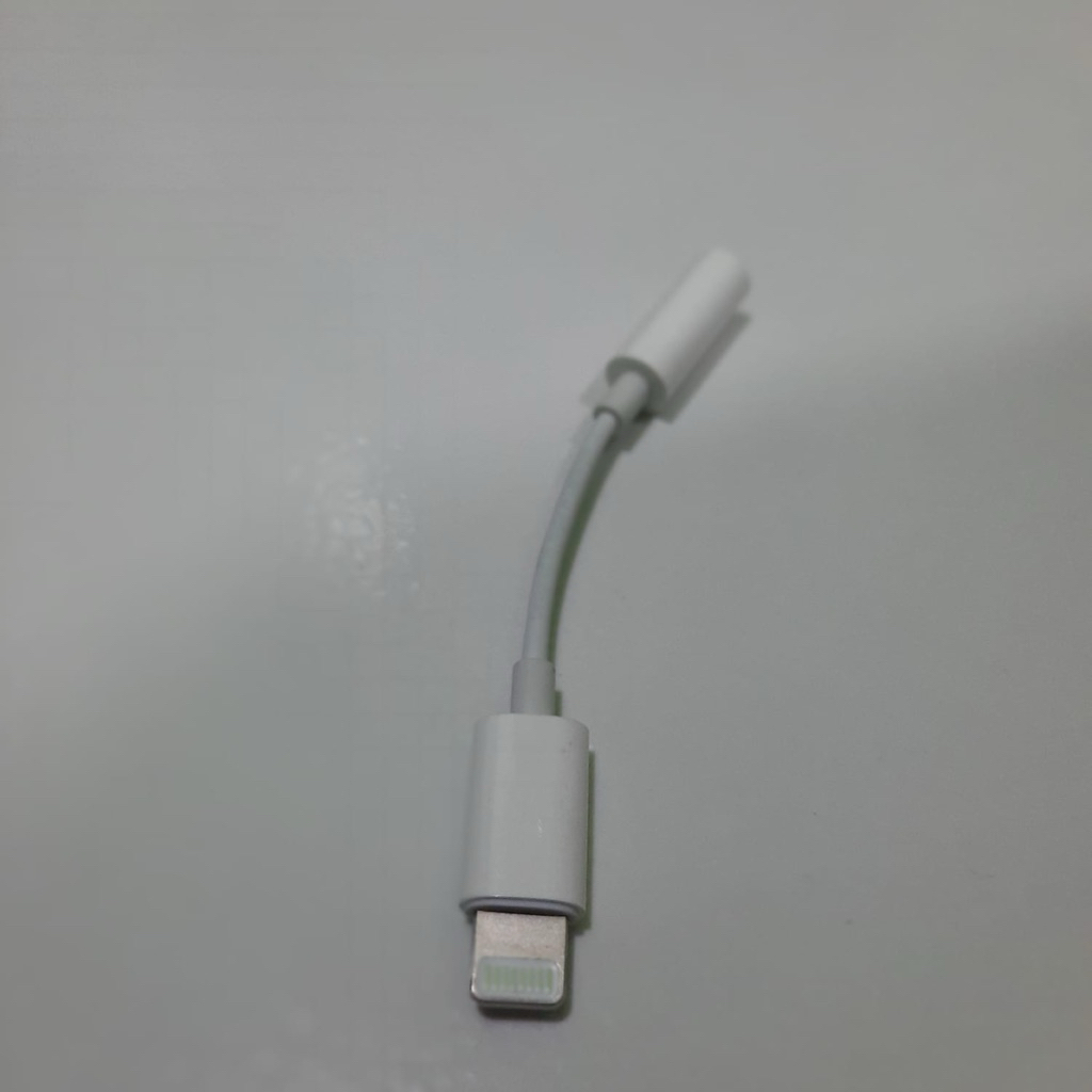 kabel sambungan otg headset iphone