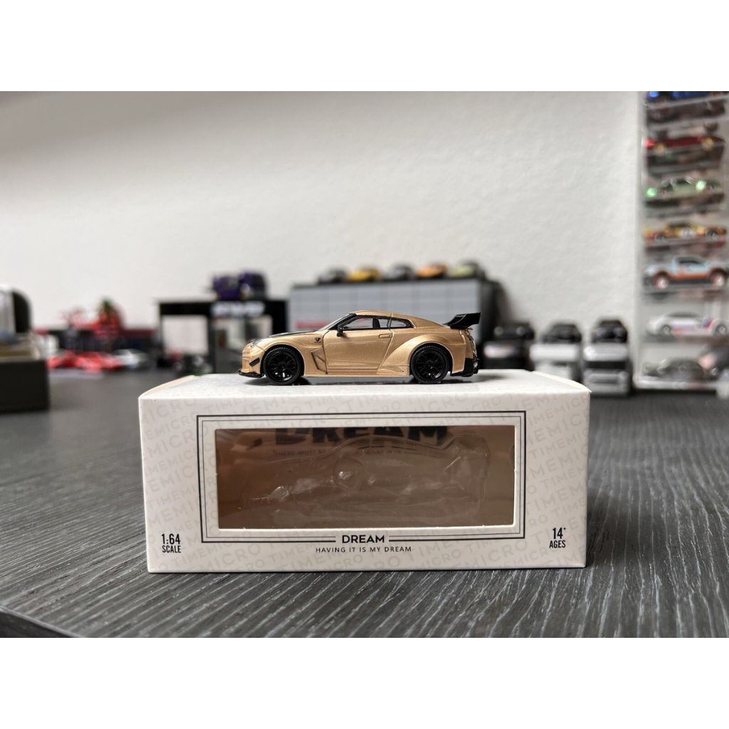 Time Micro 1:64 Dream Nissan GT-R R35 LBWK Gold