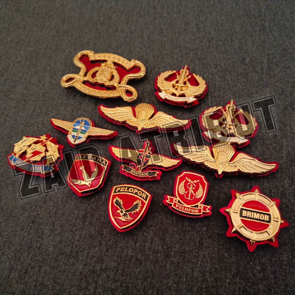 PIN BRIMOB / BREVET BRIMOB / RODA BRIMOB / EMBLEM BRIMOB / SAR BRIMOB / PIN GEGANA / WING PELOPOR / 