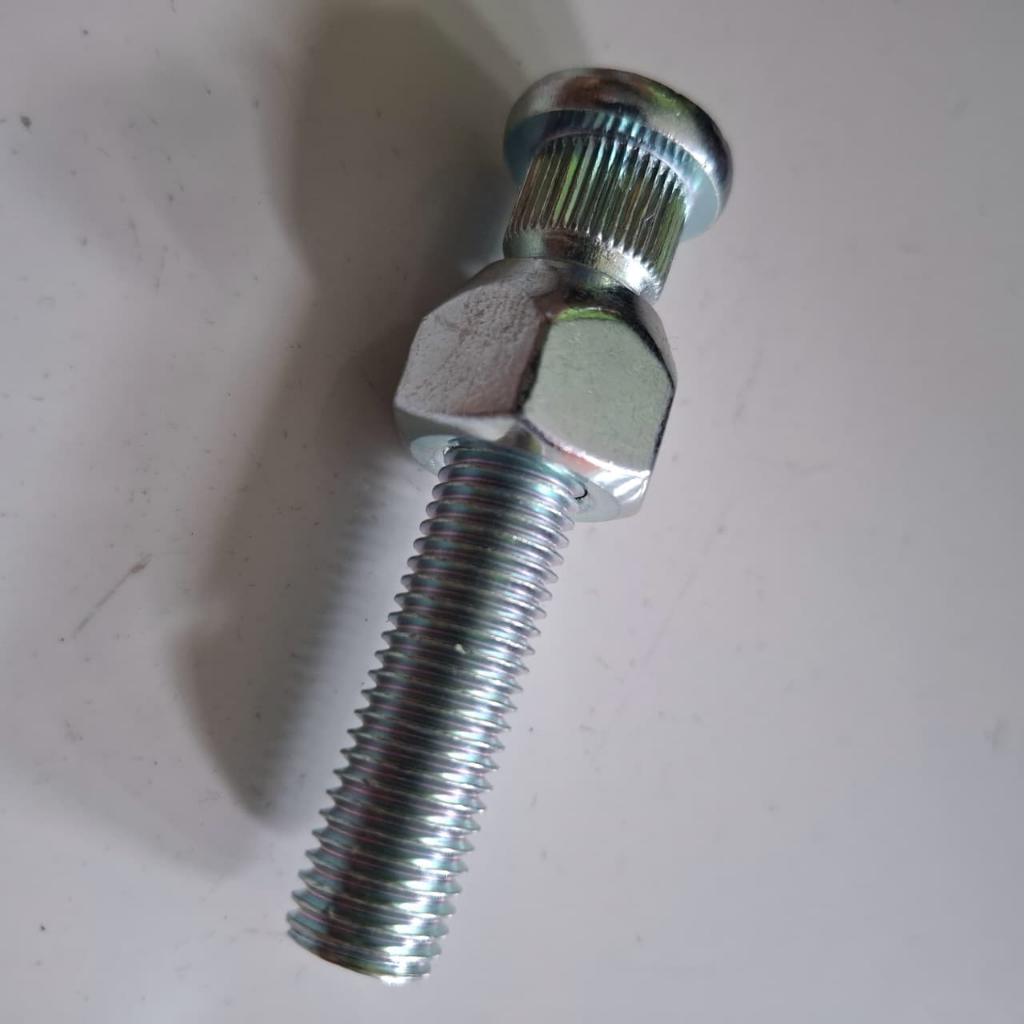 Baut Roda kijang Panjang 7cm
