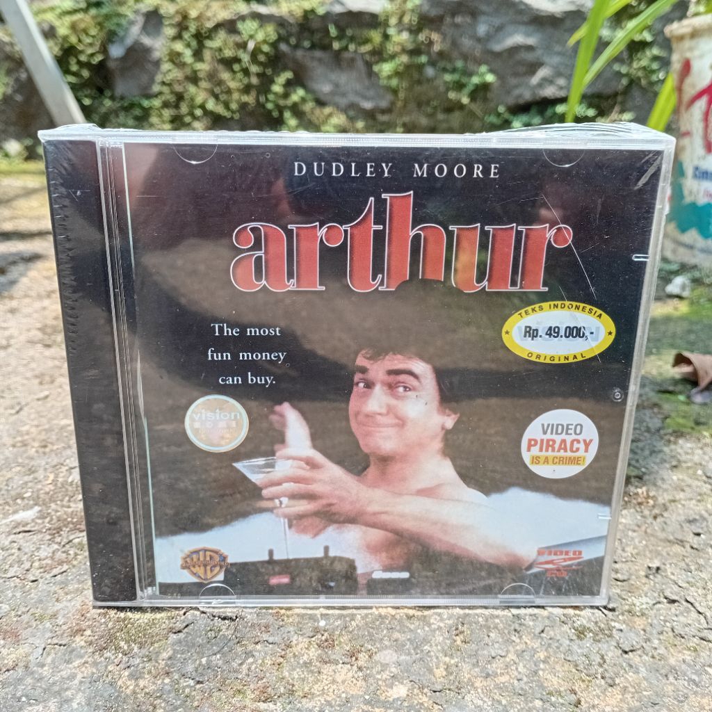 Arthur Dudley Moore VCD VideoCD (1987) Teks Indonesia Original Warner Bros Sealed Nos
