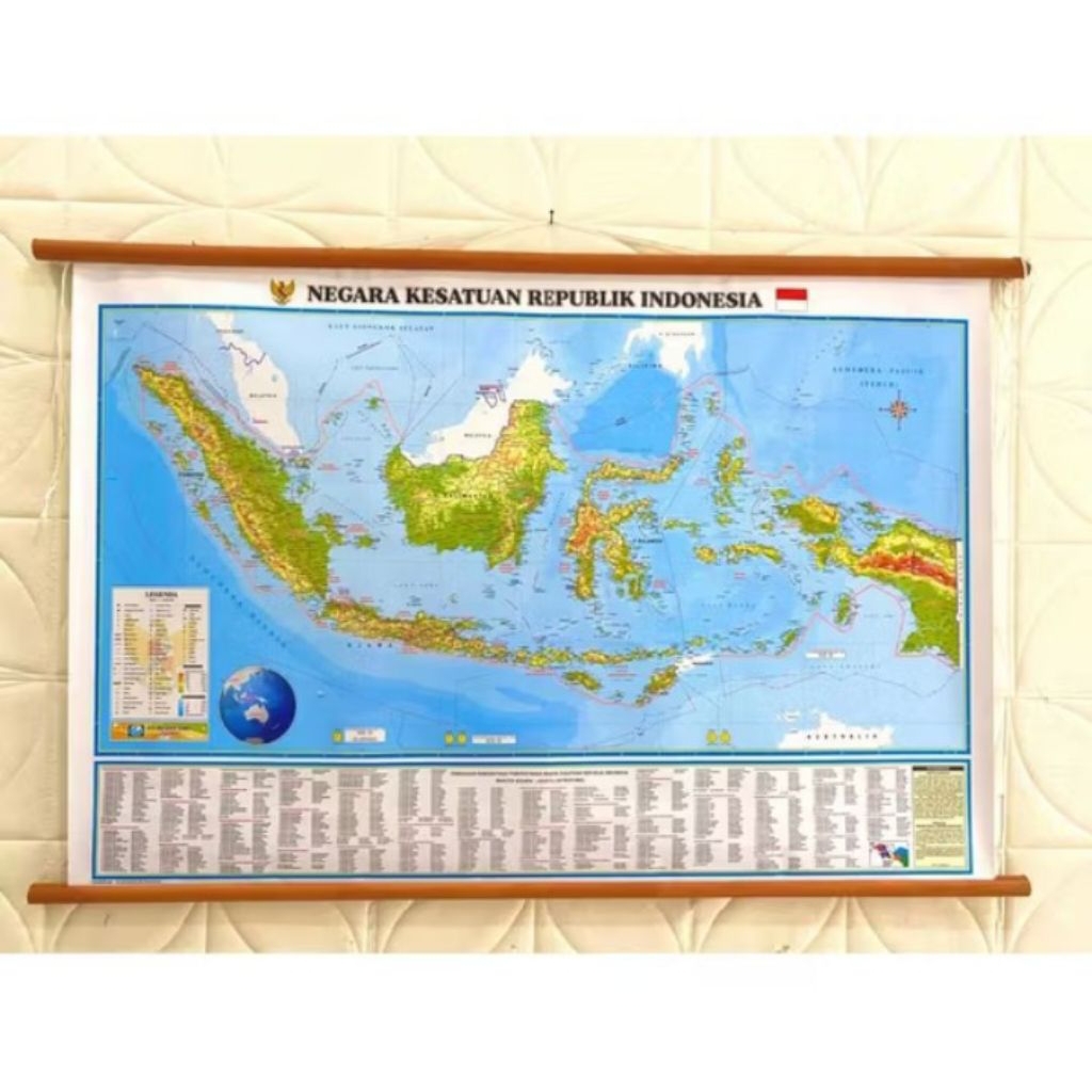 Peta Bingkai NKRI/Indonesia Edisi Terbaru 38 Provinsi Tahun 2025 Ukuran Sedang (Bahan MMT)