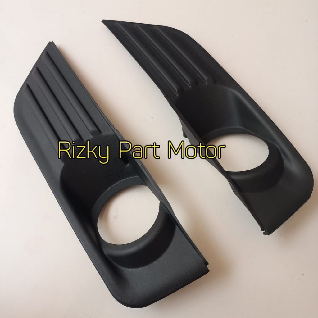 Cover Foglamp 1 Set LH Rh Ford Focus 2005