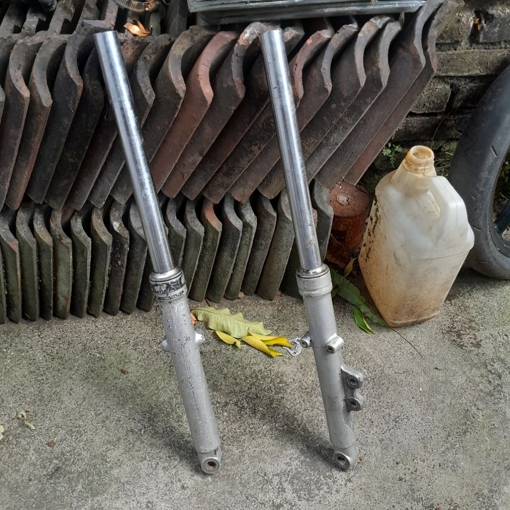 Shock Depan/Bottom RX King Copotan (Perlu Servis)