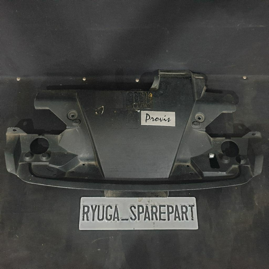 cover radiator atas originaL BMW E36 1977986