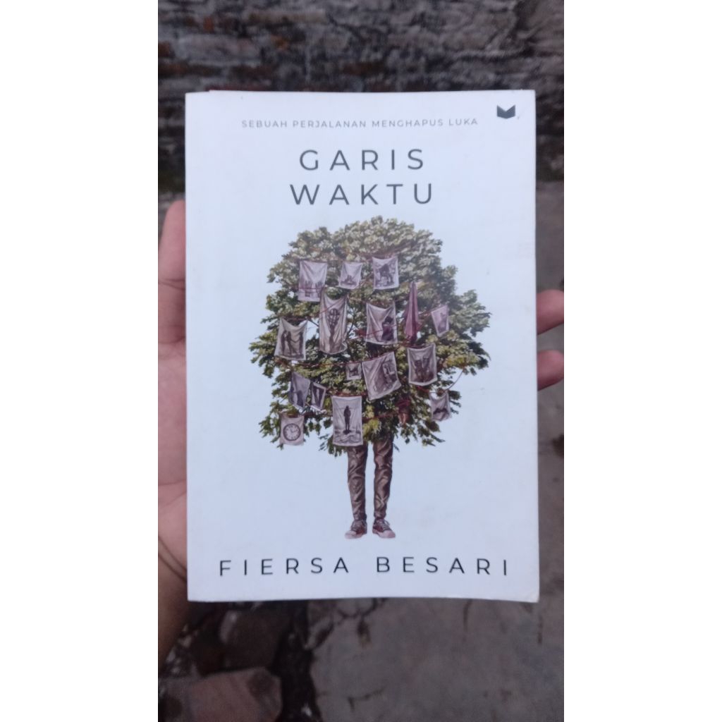 Buku Garis Waktu Fiersa Besari