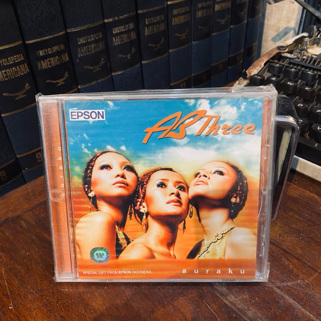 CD ORIGINAL AB THREE - AURAKU