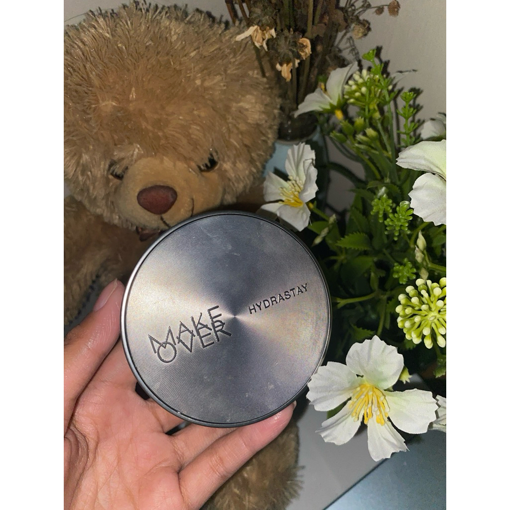 Makeover Hydrastay Glass Cushion