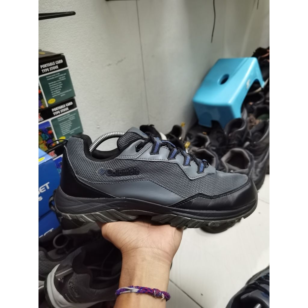 Sepatu Hiking Gunung Trail Run Columbia Waterproof Size 42,5
