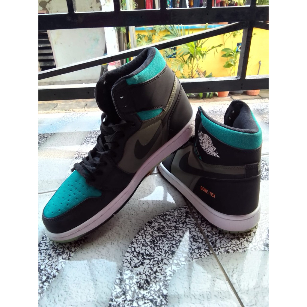 Nike Air Jordan 1 Element GORETEX size 44