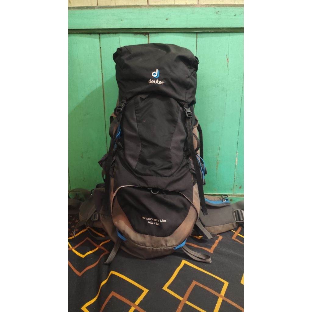 carrier keril deuter aircontact lite 40+10L