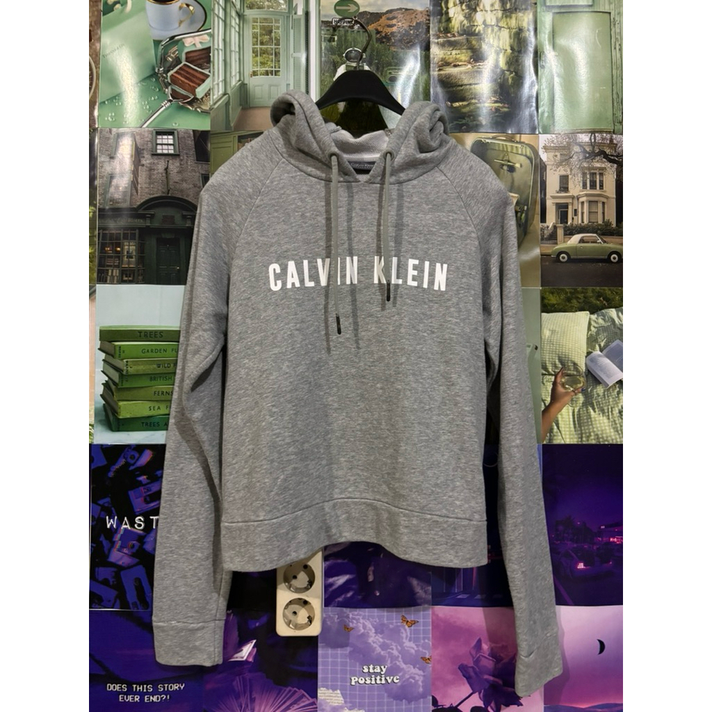 Calvin Klein Crop Hoodie Preloved