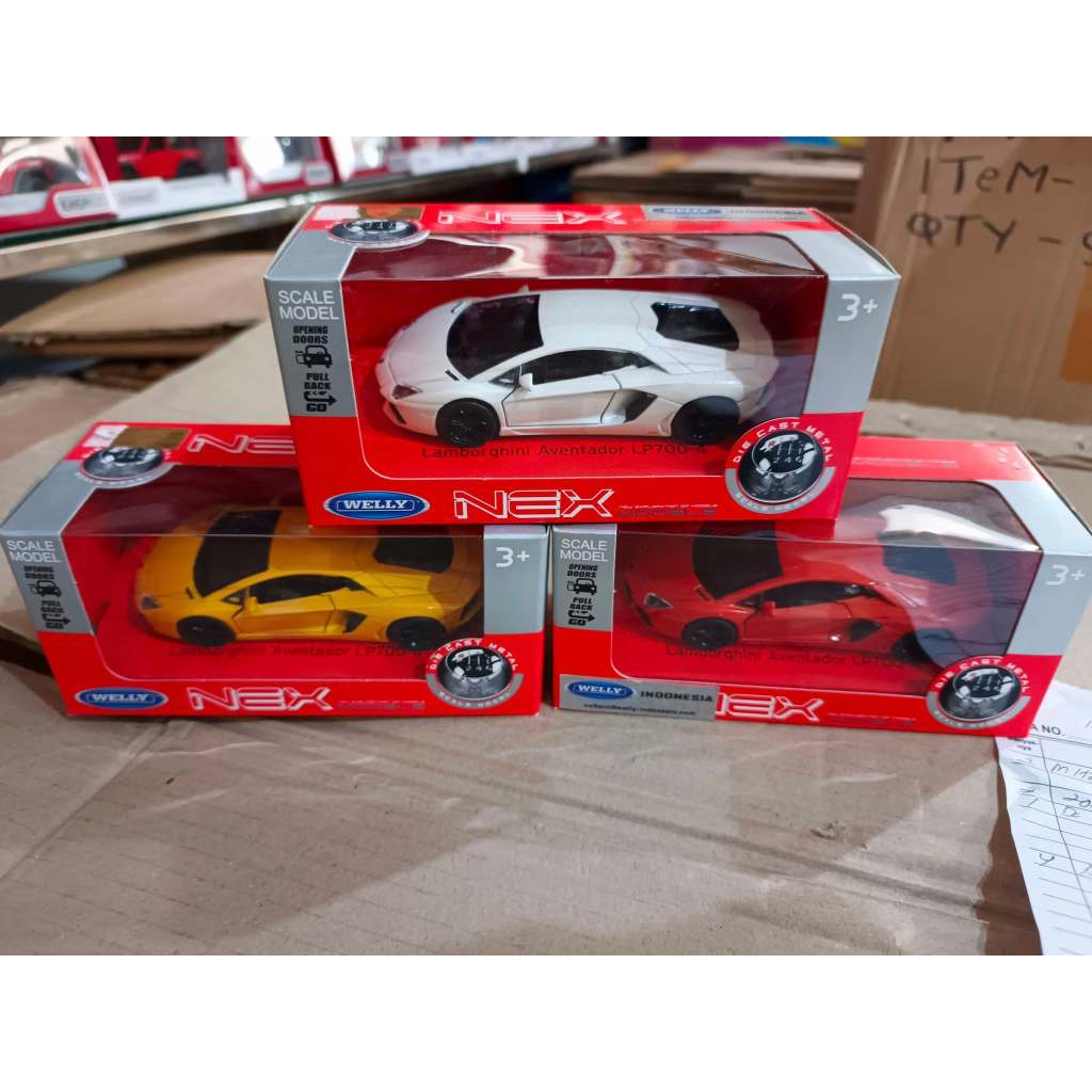 Diecast welly nex 1:36 Lamborghini Aventador LP700-4