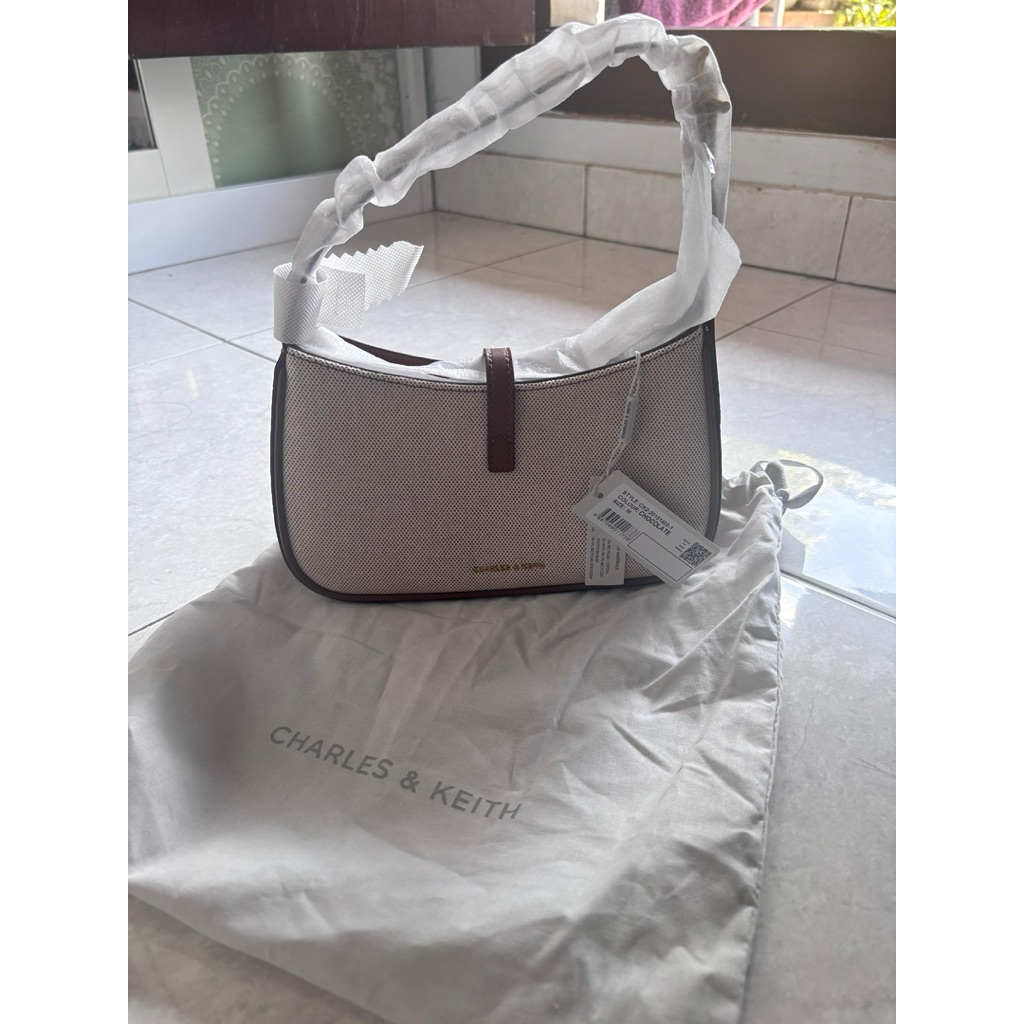 Tas Charles & Keith ORI 100%