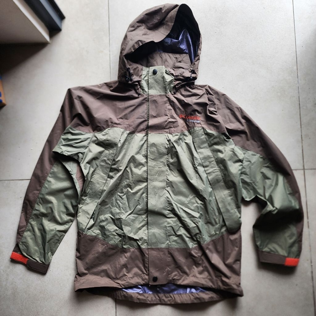 Columbia Titanium Omnitech waterproof breathable jacket outdoor