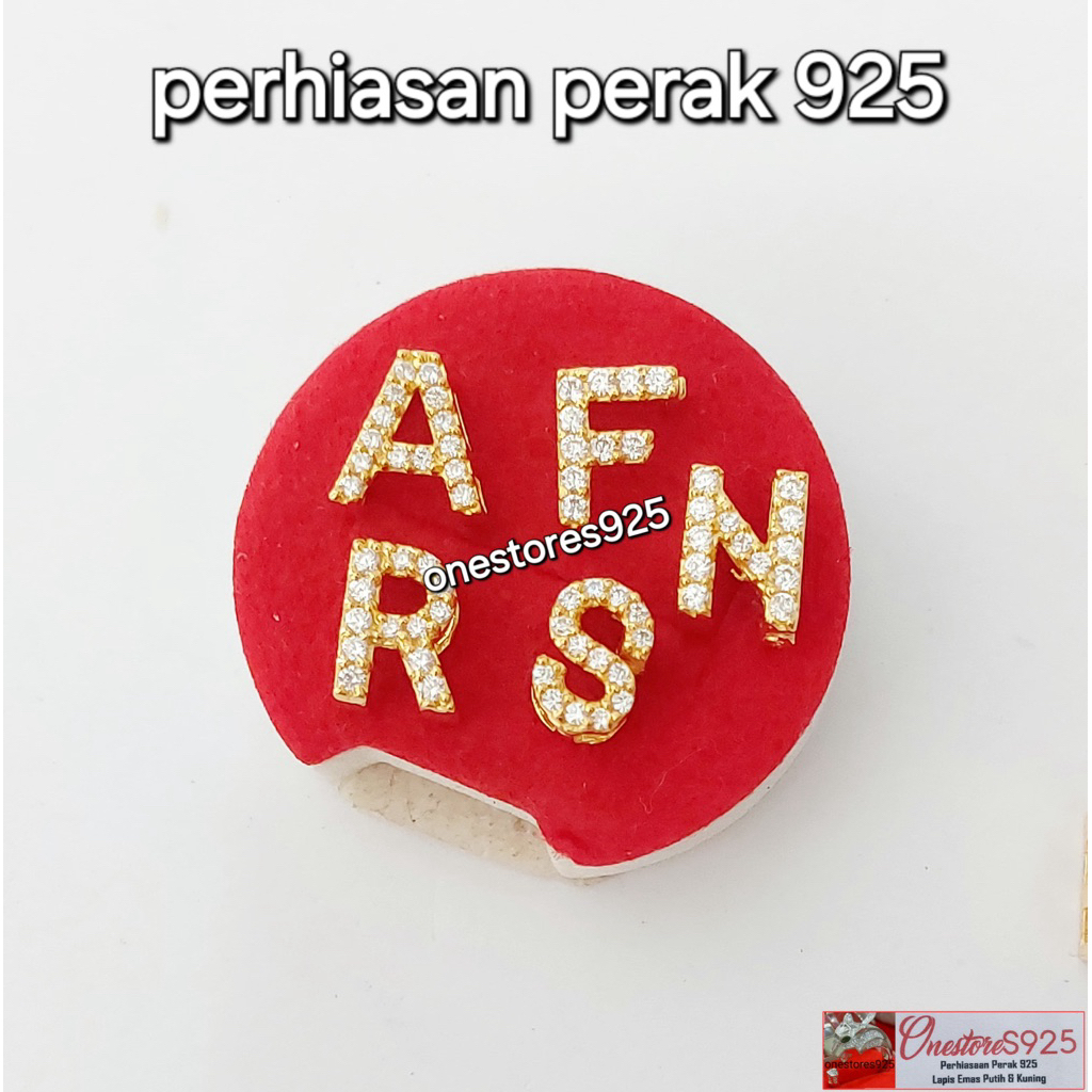 LIONTIN HURUF A PERAK 925 LAPIS EMAS KUNING