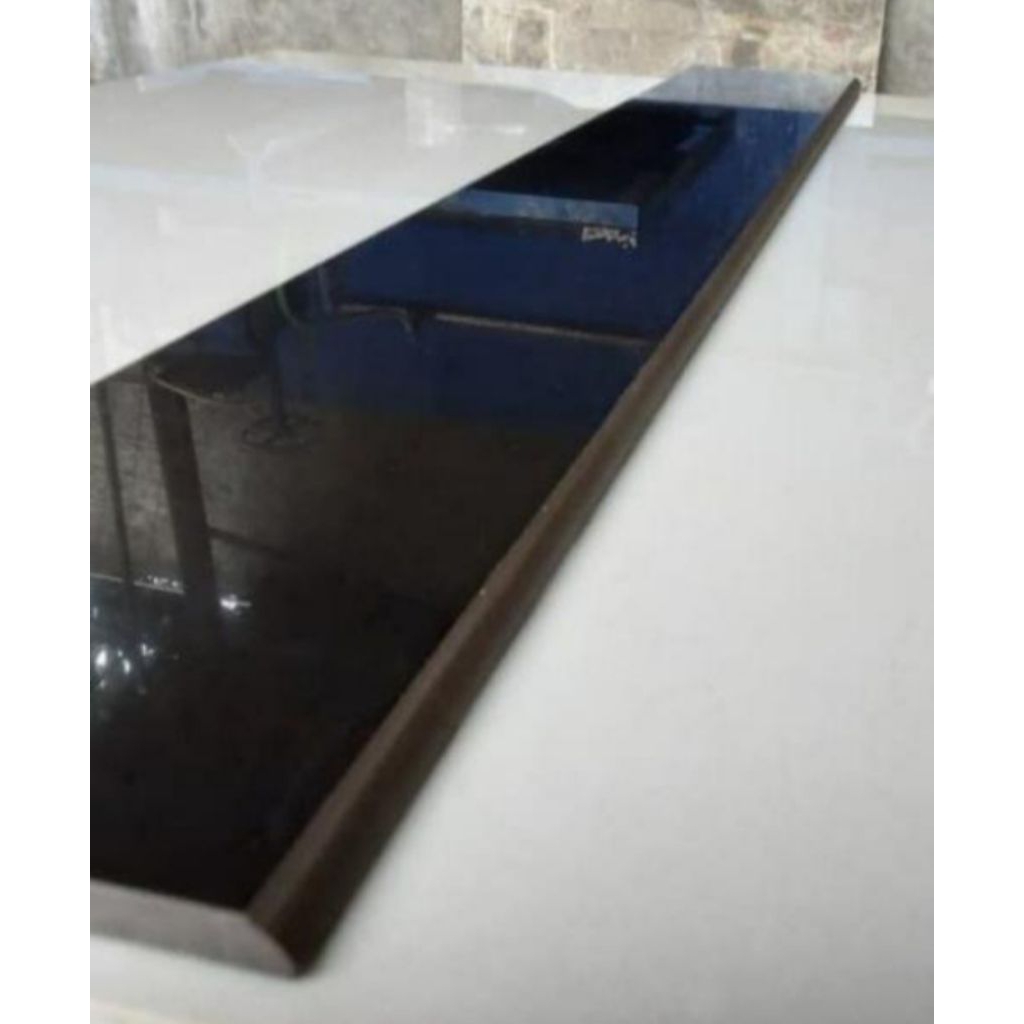 Lis plin black granit bavel /pinggul