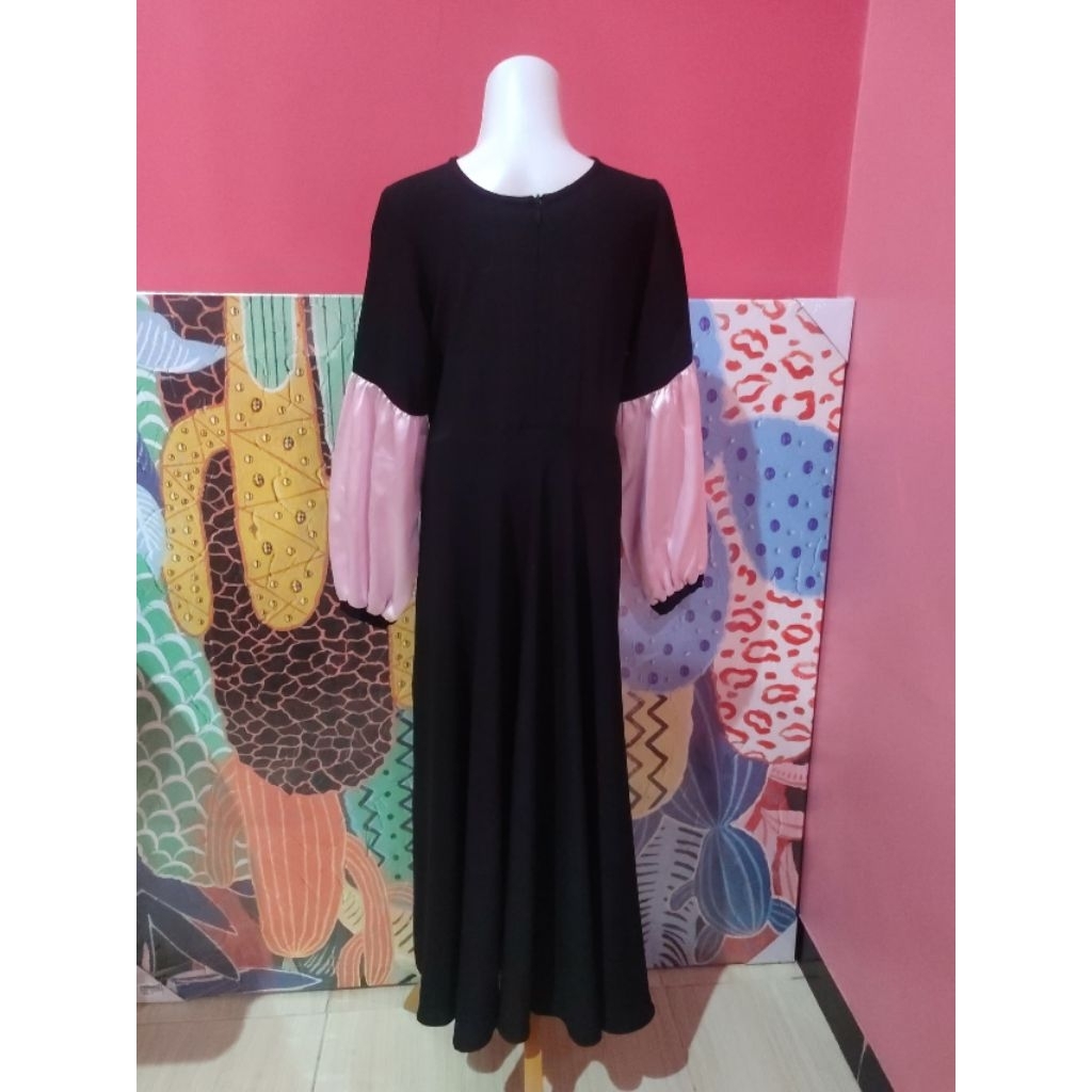 Preloved set gamis anak perempuan hitam pink