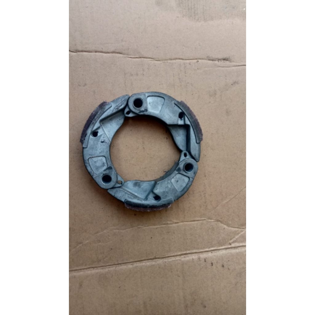 KAMPAS GANDA VARIO 125/150/PCX 150/160 BAHAN PANTEKAN
