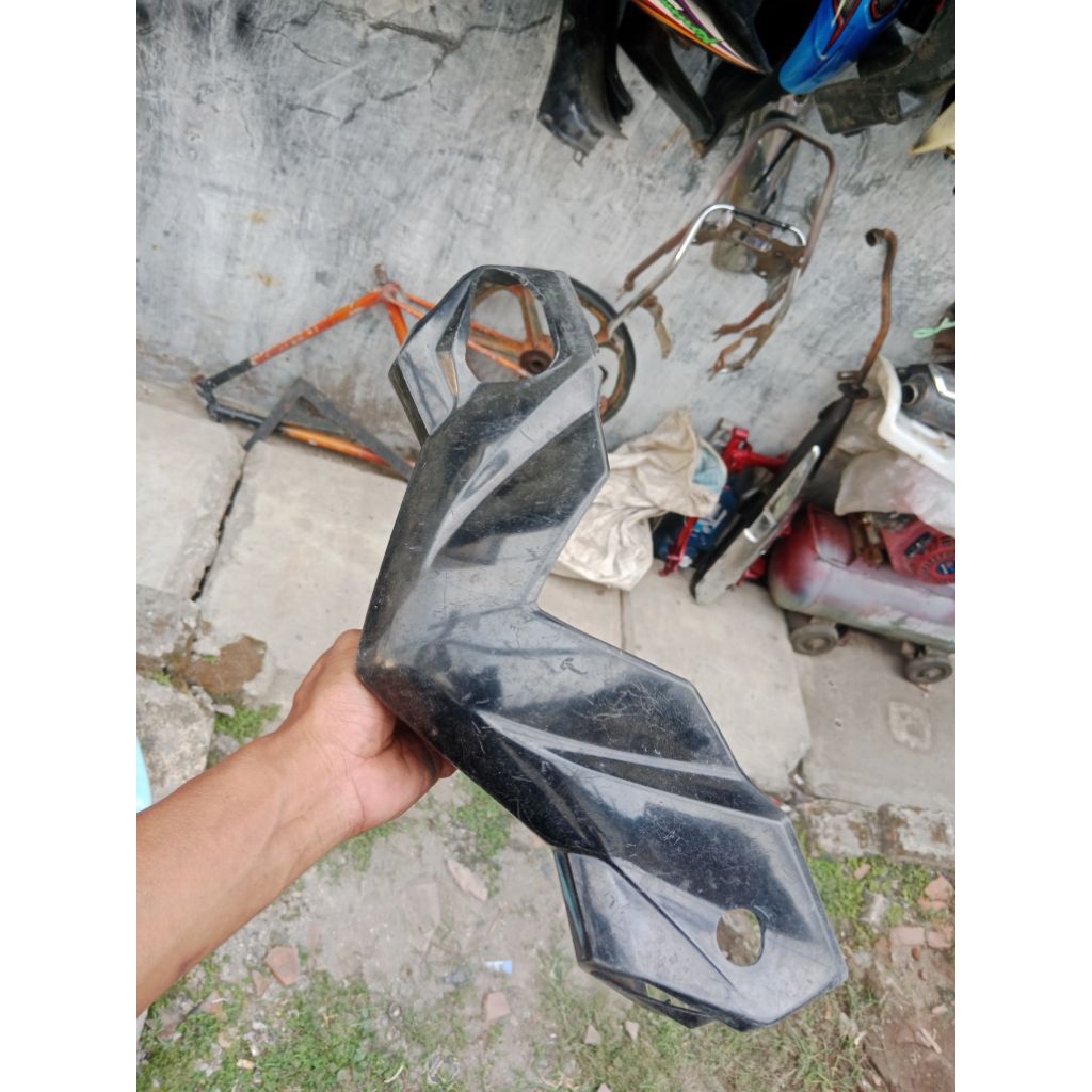 batok depan beat karbu original copotan