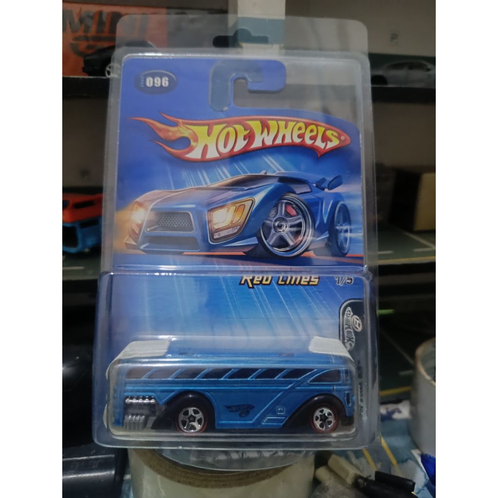 hot wheels surfin school bus red lines