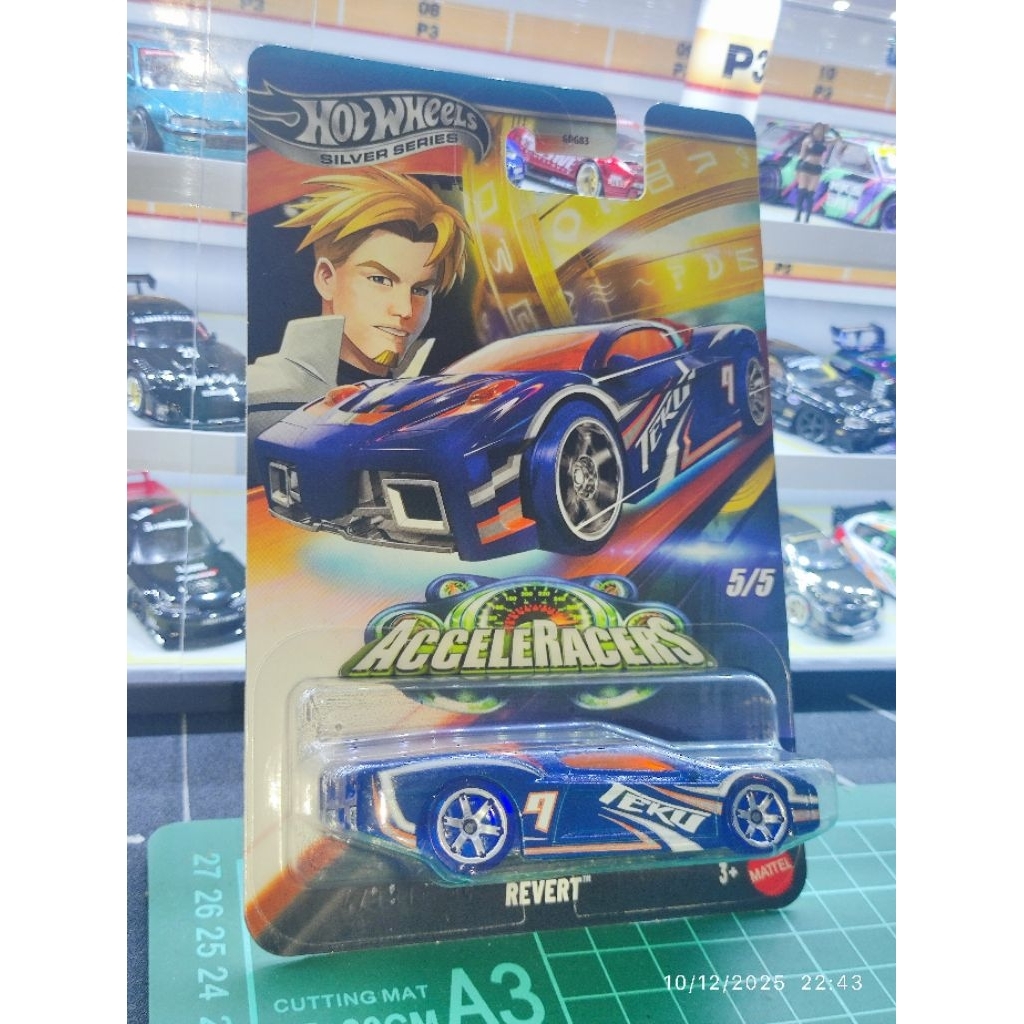 HOTWHEELS ACCELERACER REVERT