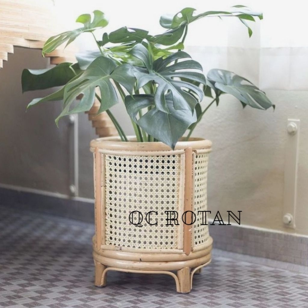 Pot bunga standing rotan estetik/cover pot bunga rotan