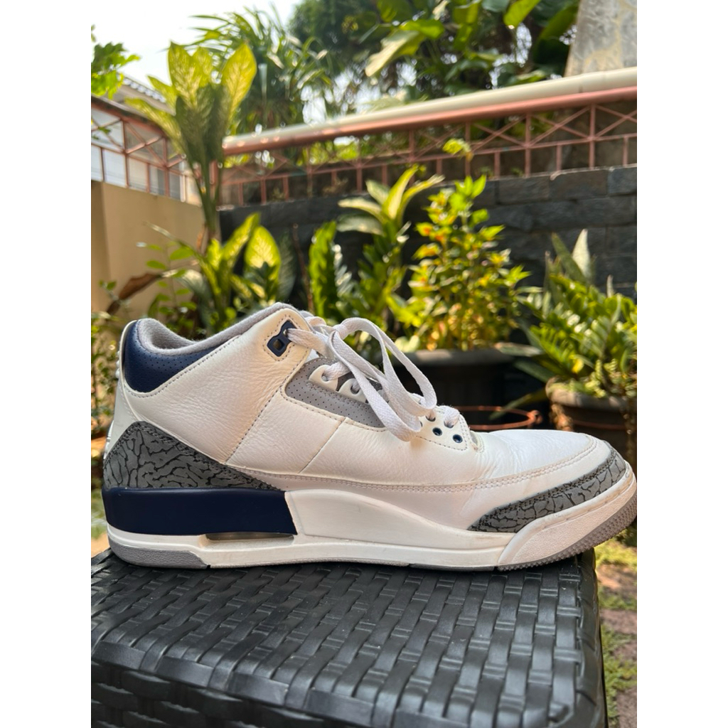 AIR JORDAN 3 MIDNIGHT NAVY SECOND