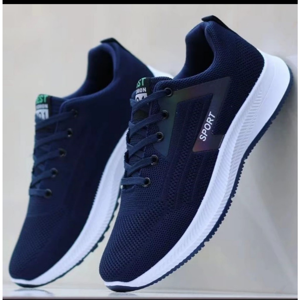 Sepatu Pria Sneakers Casual Hitam Outsole Anti Slip Sepatu Olahraga Pria Sepatu Sekolah Pria