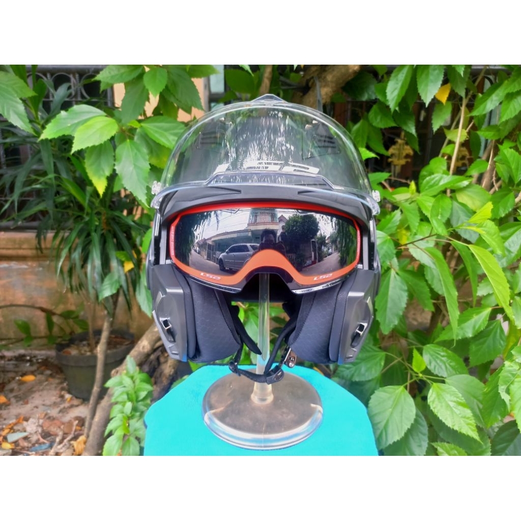 Helm Full / Halfface Modular LS2 FF900 Valiant 2 - Matte In Black (XL)