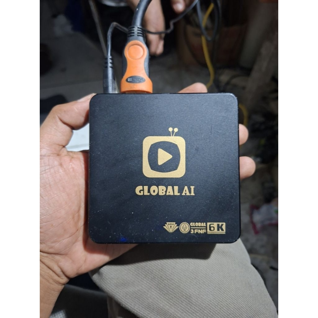 Stb globalTV AI 3 FNF 6K android 10 ram 4per32GB plus adaptor