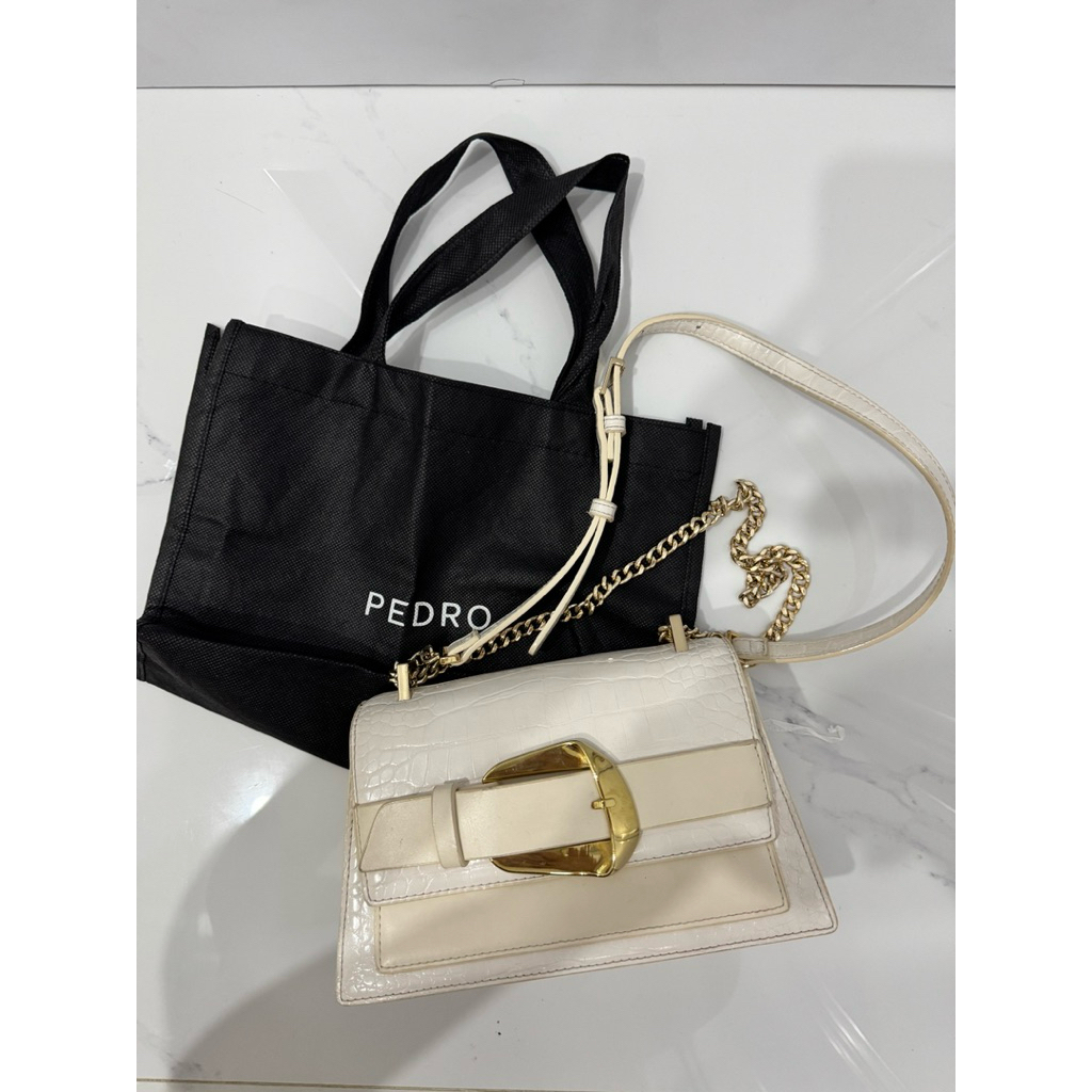 Preloved Slingbag Pedro ORIGINAL / Tas selempang Wanita Pedro Original / Pedro Crossbody Bag Genuine