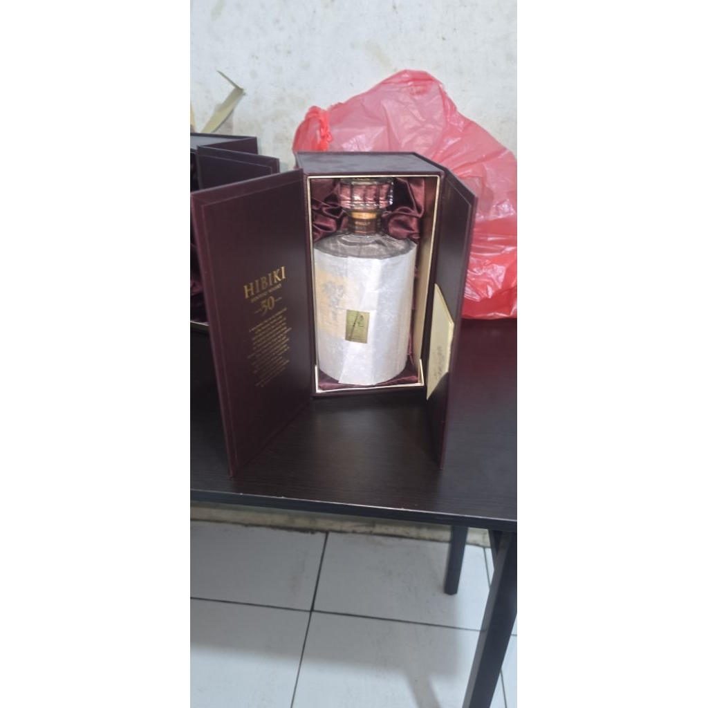 Botol Kosong Hibiki 30