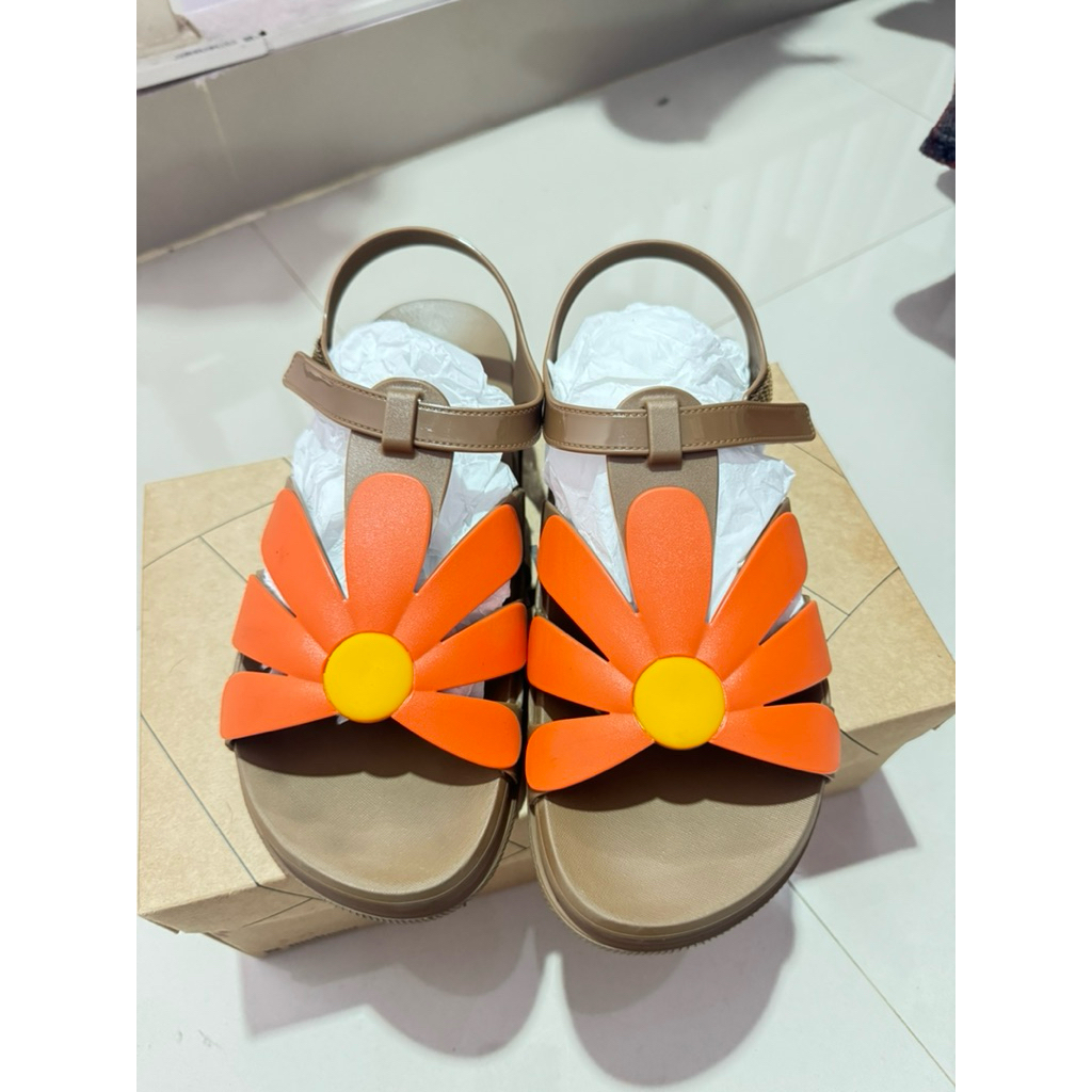 (PRELOVED) Melissa Bloomy Sandals