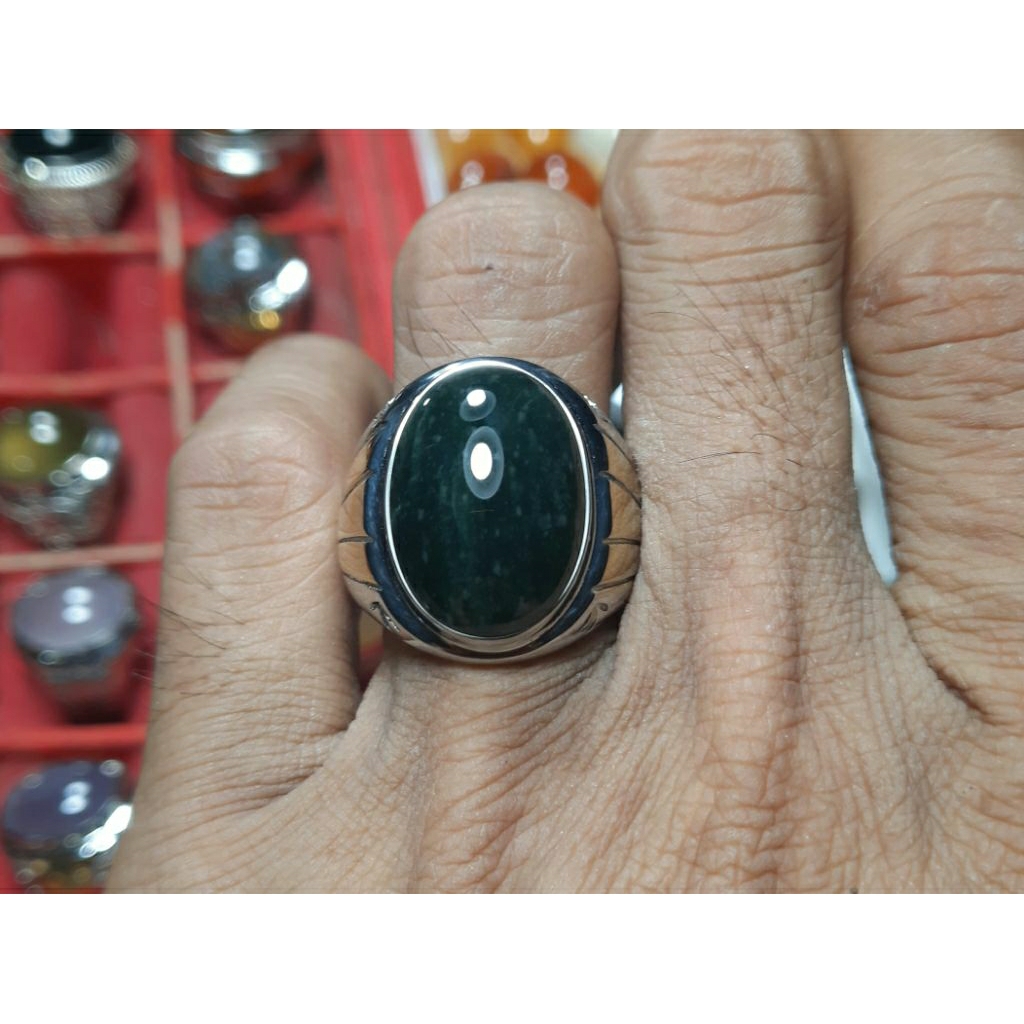 giok nabire jadeite jade type A dark green  ring titanium