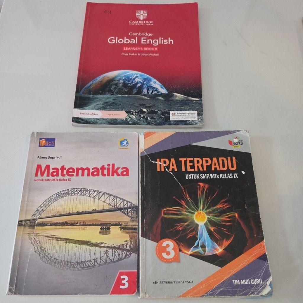 Preloved Buku SMP kelas 9 (SMP 3)