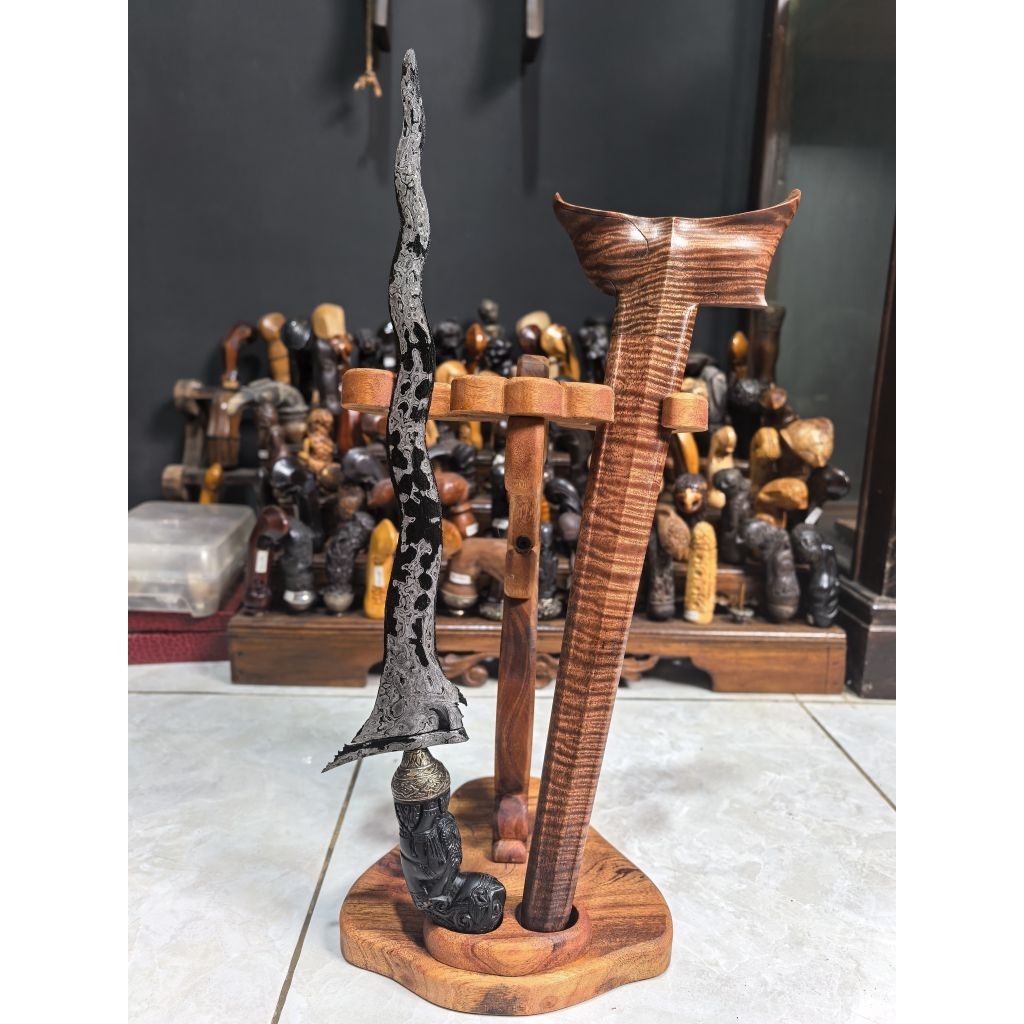 KERIS SEGALUH SEMPANA LUK 9 SEPUH
