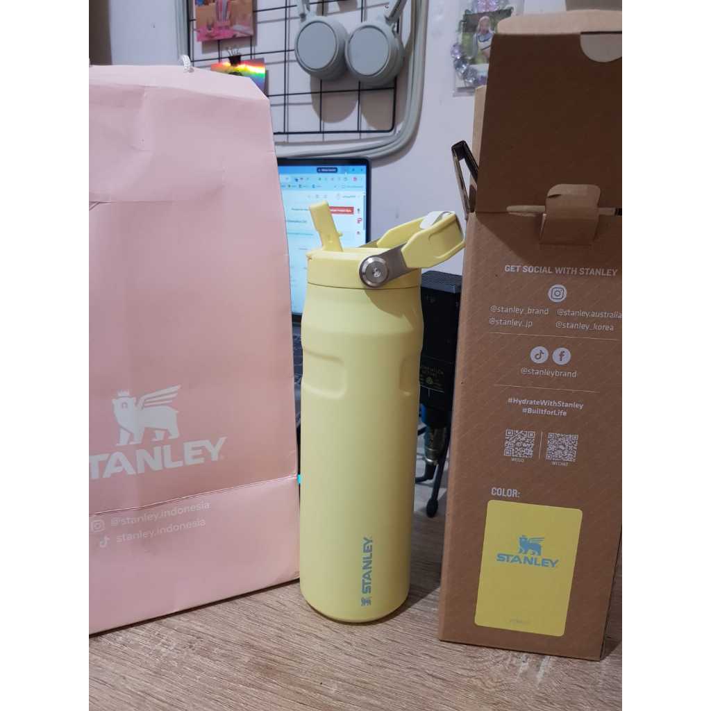 Stanley IceFlow Bottle flip Straw 2.0 Pomelo 24 Oz - NEW Original