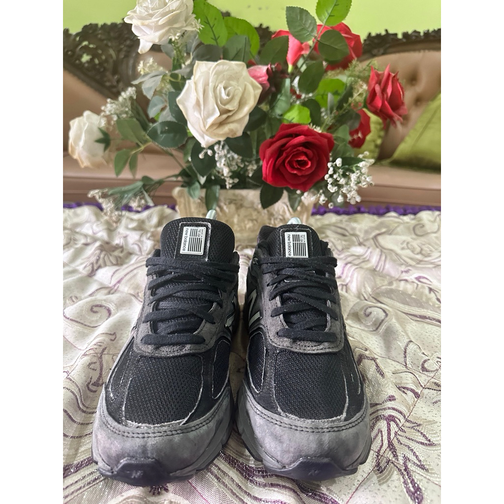 sepatu NB 990