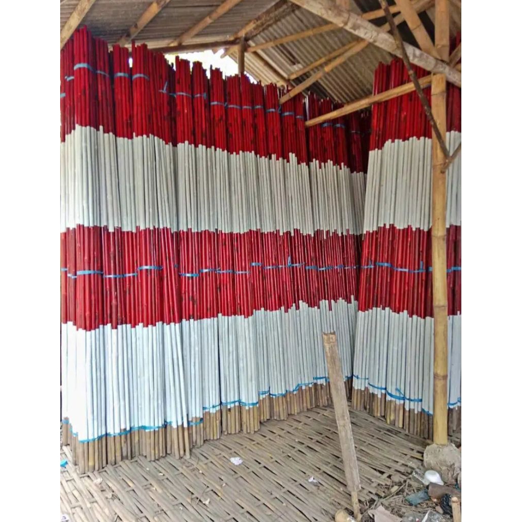 Bambu Tiang Bendera Tinggi 3.5Meter Dicat Merah Putih Baru