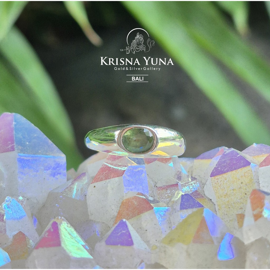 Natural Green Sapphire Silver Ring