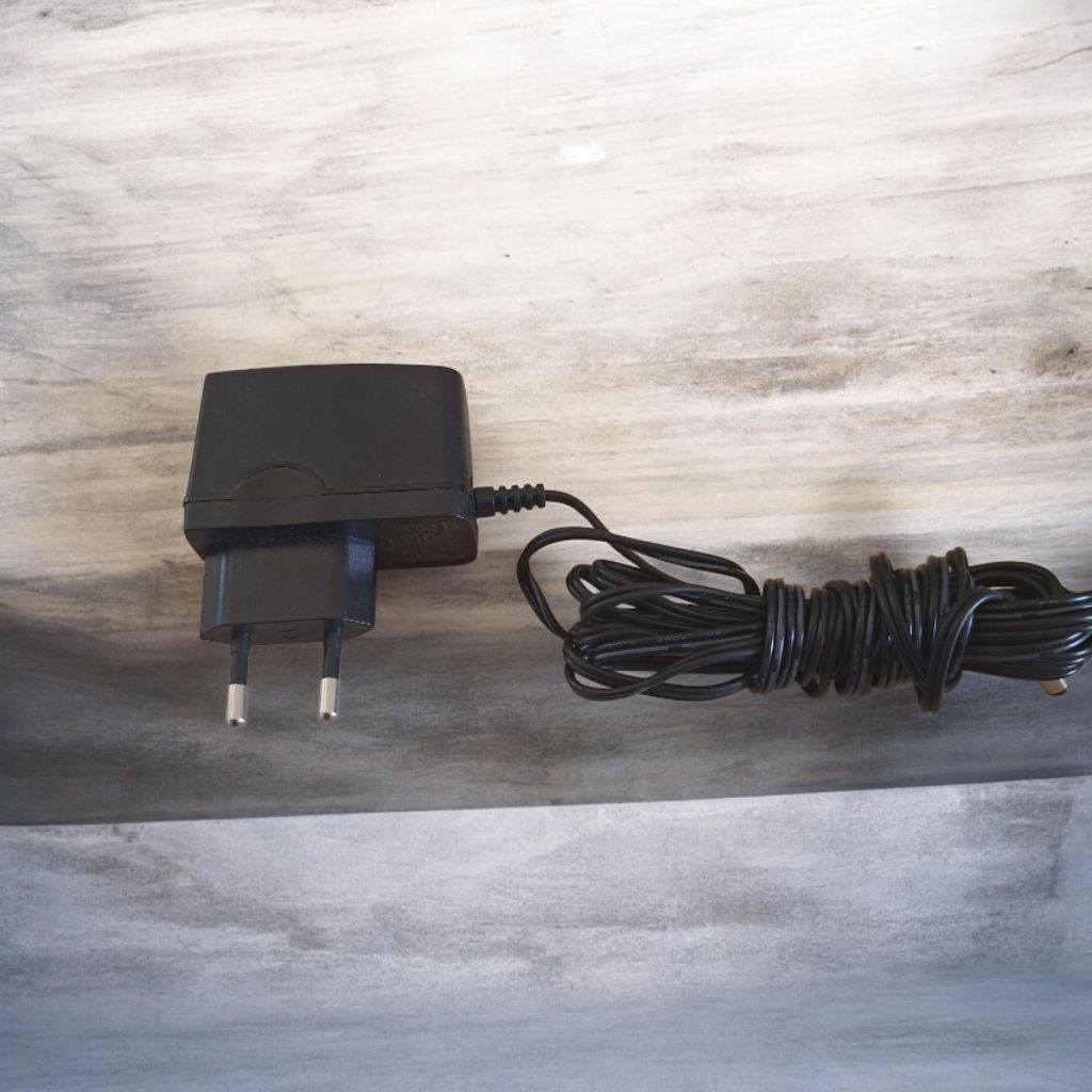 Adaptor Tplink 9v=0,85A buat tipe Modem4G,Swit SG bawaan orisinill