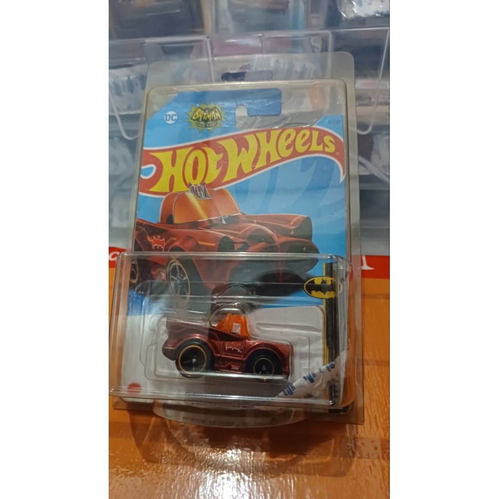 Hot Wheels Super Treasure Hunt (STH) 'CLASSIC TV SERIES BATMOBILE
