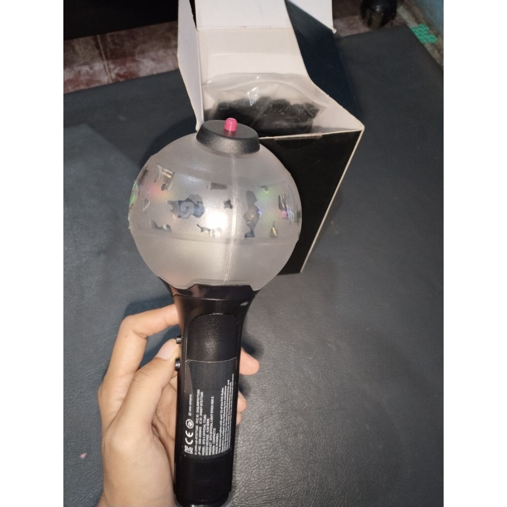(PRELOVED) LIGHT STICK OFFICIAL BTS ARMY BOMB VERSI 3 UNSEALED PRELOVED