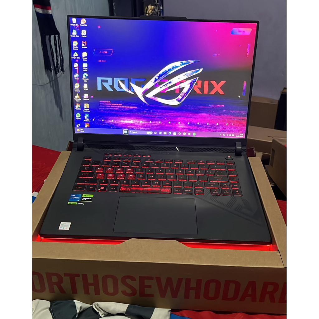 LAPTOP GAMING ROG STRIX G16 RTX 4050 6GB INTEL CORE i5-13450HX